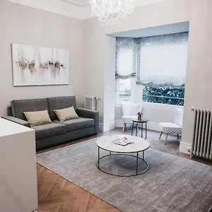 apartamentos-naiala.sansebastianhotels.net/